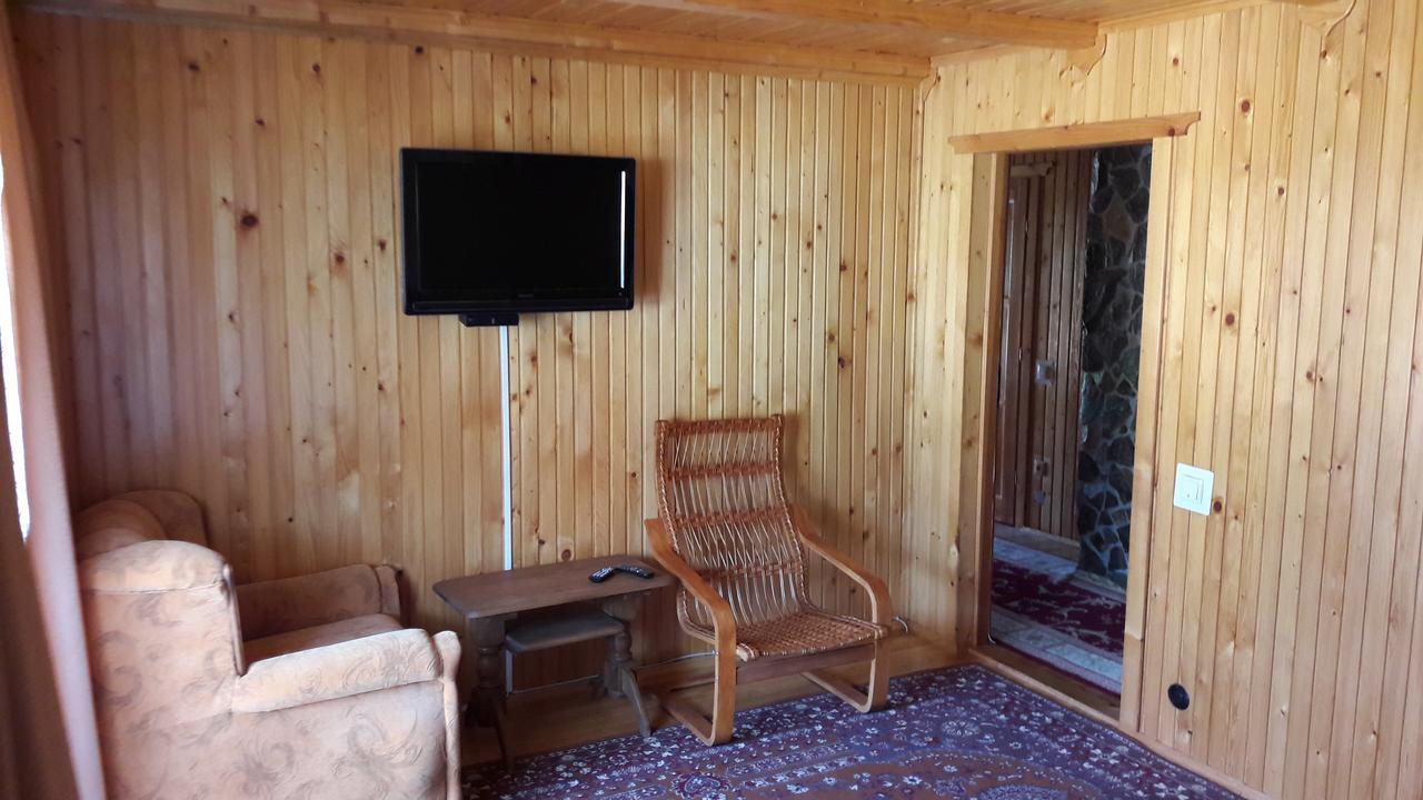 U Romana Яремче Екстериор снимка